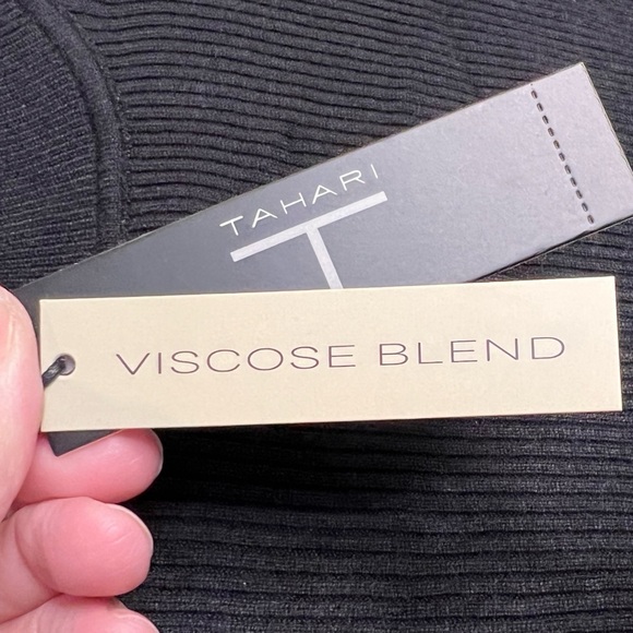 306. NWT Tahari Elegant Pearled Black Ribbed Women's Sweater XS - Picture 8 of 9